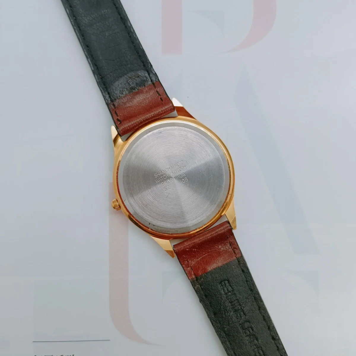 Vintage Men’s Leather Dual Calendar Watch – Stainless steel engraved back case