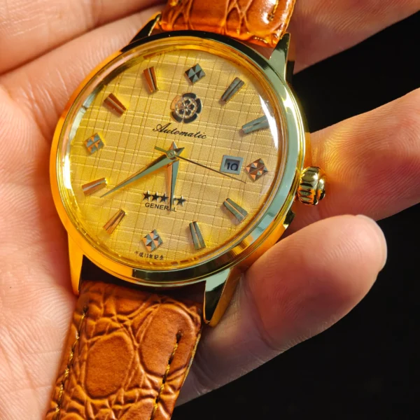 Vintage Men’s Leather Commemorative Watch 2001S — 40mm golden textured dial, date window, brown leather strap