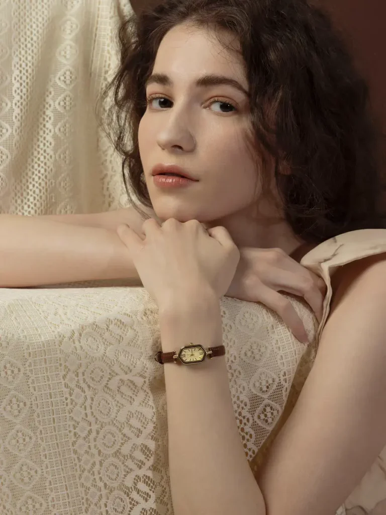 Vintage Leather Strap Watch – WatchTrio Collection Elegant woman wearing a vintage leather strap watch from WatchTrio