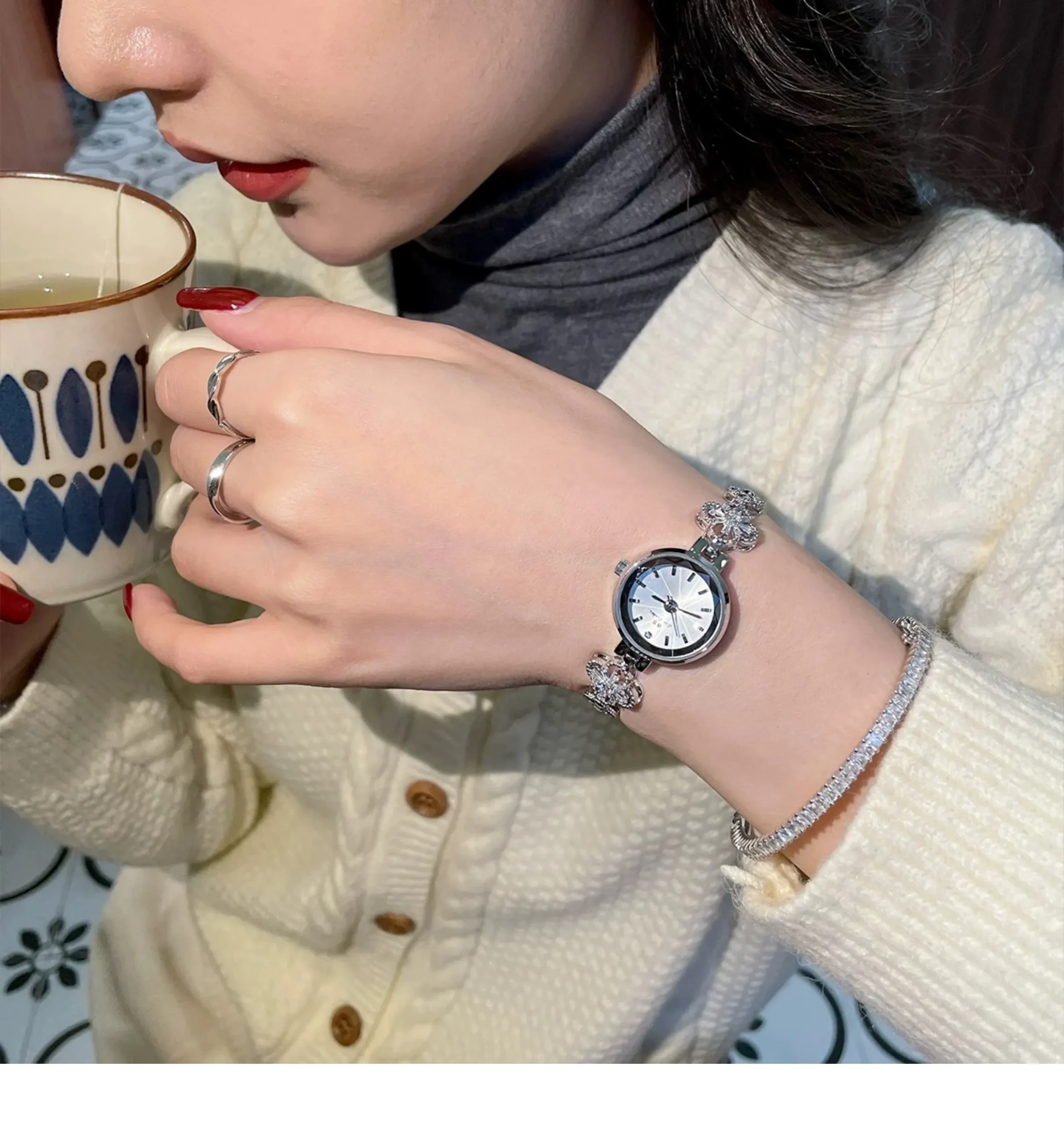 Vintage exquisite bow gold ladies watch - Image 3