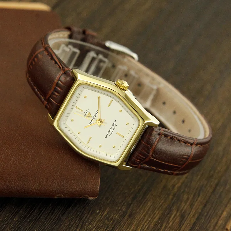 Vintage barrel men’s leather watch with brown strap, side angle – WatchTrio