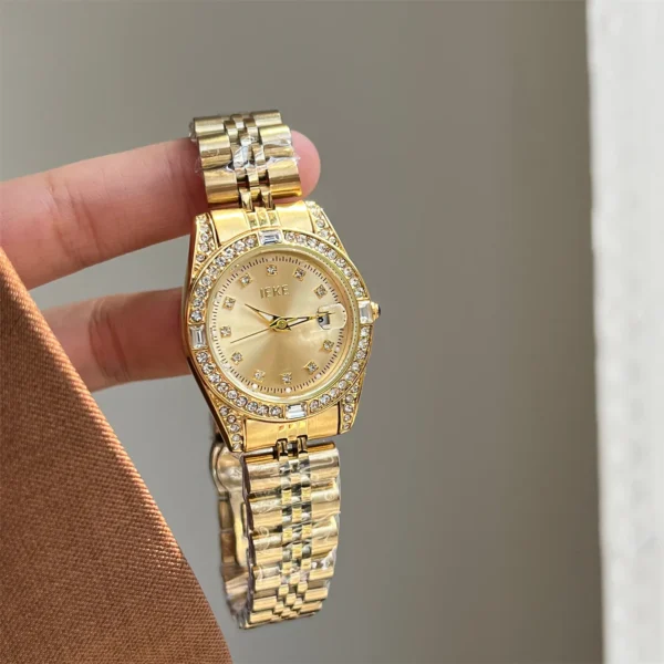 Vintage gold women’s watch with gold dial and diamond-style bezel – WatchTrio