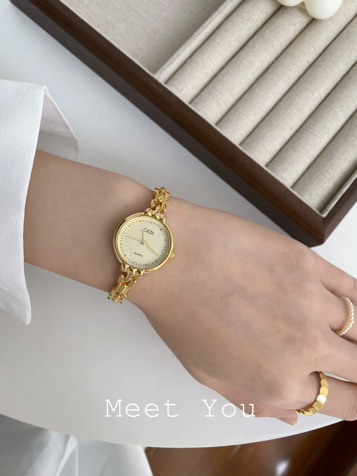 Elegant gold vintage women’s watch on wrist – WatchTrio