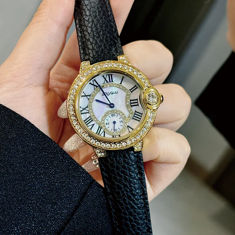 Classic vintage women’s watch with Roman numerals and leather strap – WatchTrio