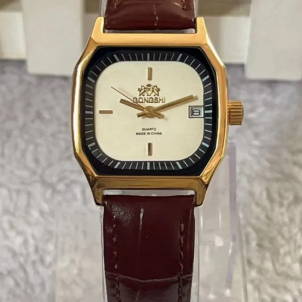 Vintage gold square women’s watch with leather strap – WatchTrio