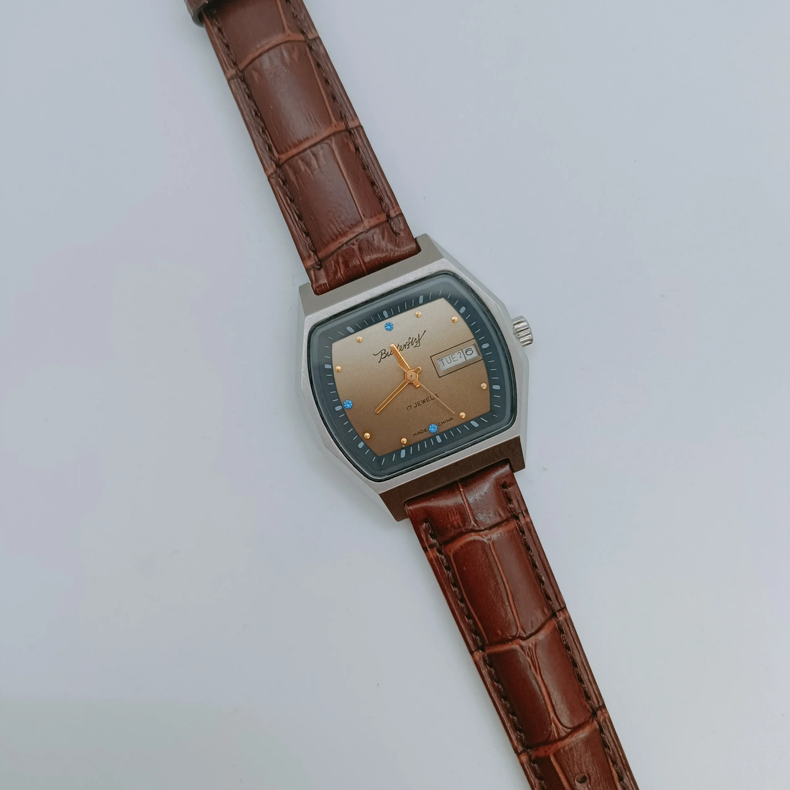 Vintage Men’s Leather Dual Calendar Watch 1989S — front view, square titanium case and gradient gold dial