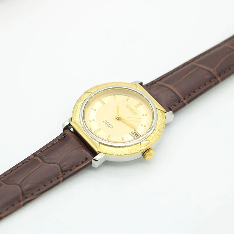 Retro 1890s men’s leather watch collection with gold bezel
