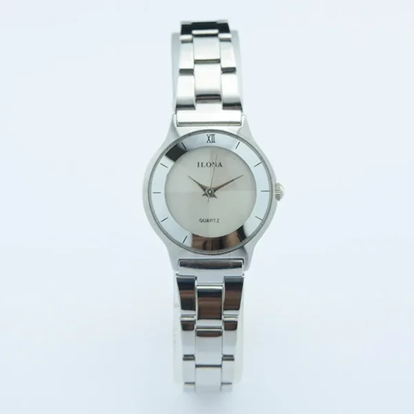 Vintage silver stainless steel women’s quartz watch full front display – WatchTrio