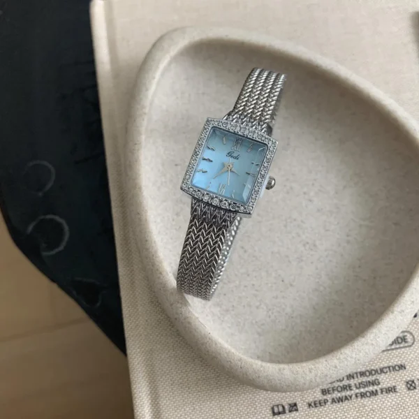 Vintage silver square women’s watch with blue mother-of-pearl dial and diamond bezel – WatchTrio