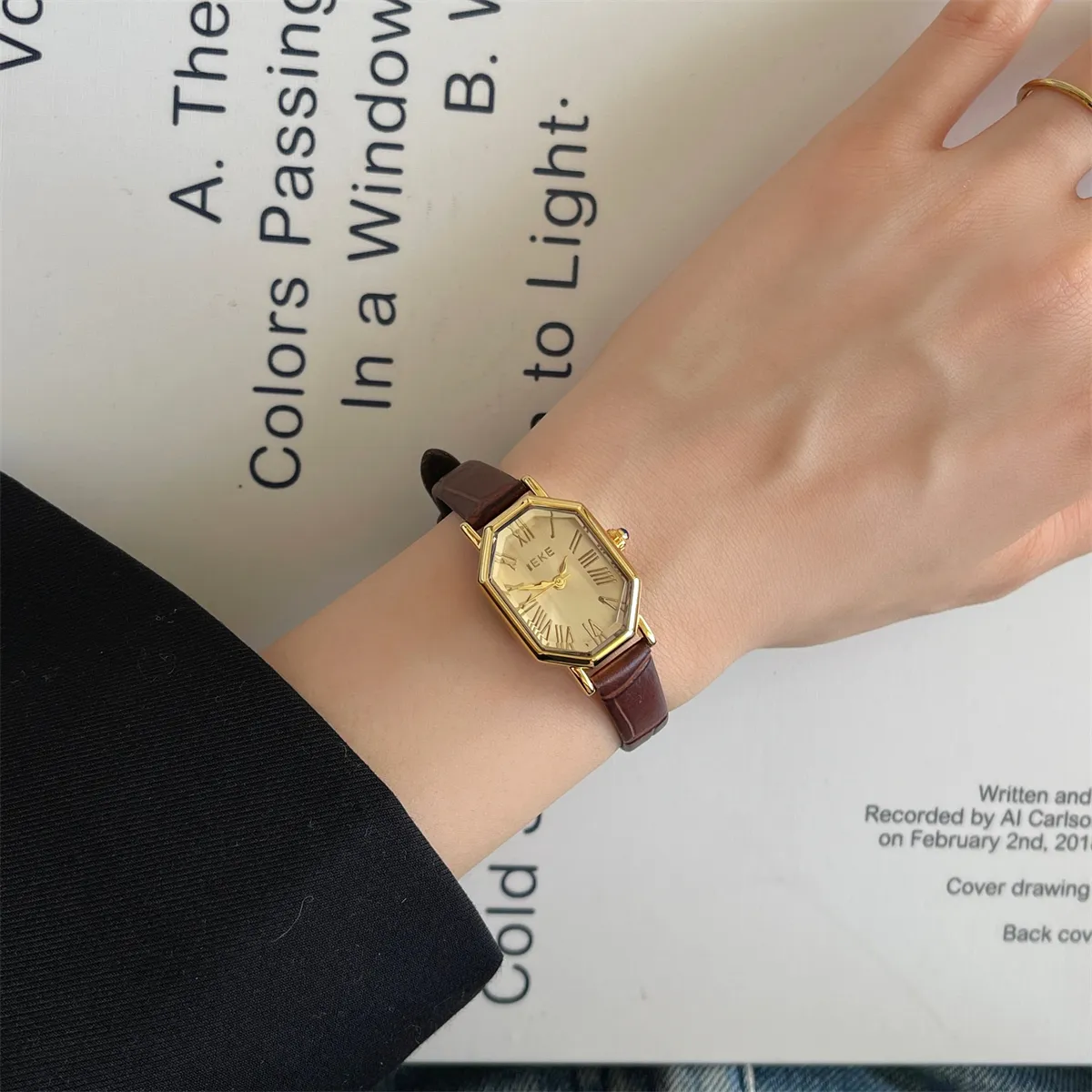 Vintage leather diamond watch with brown strap for women