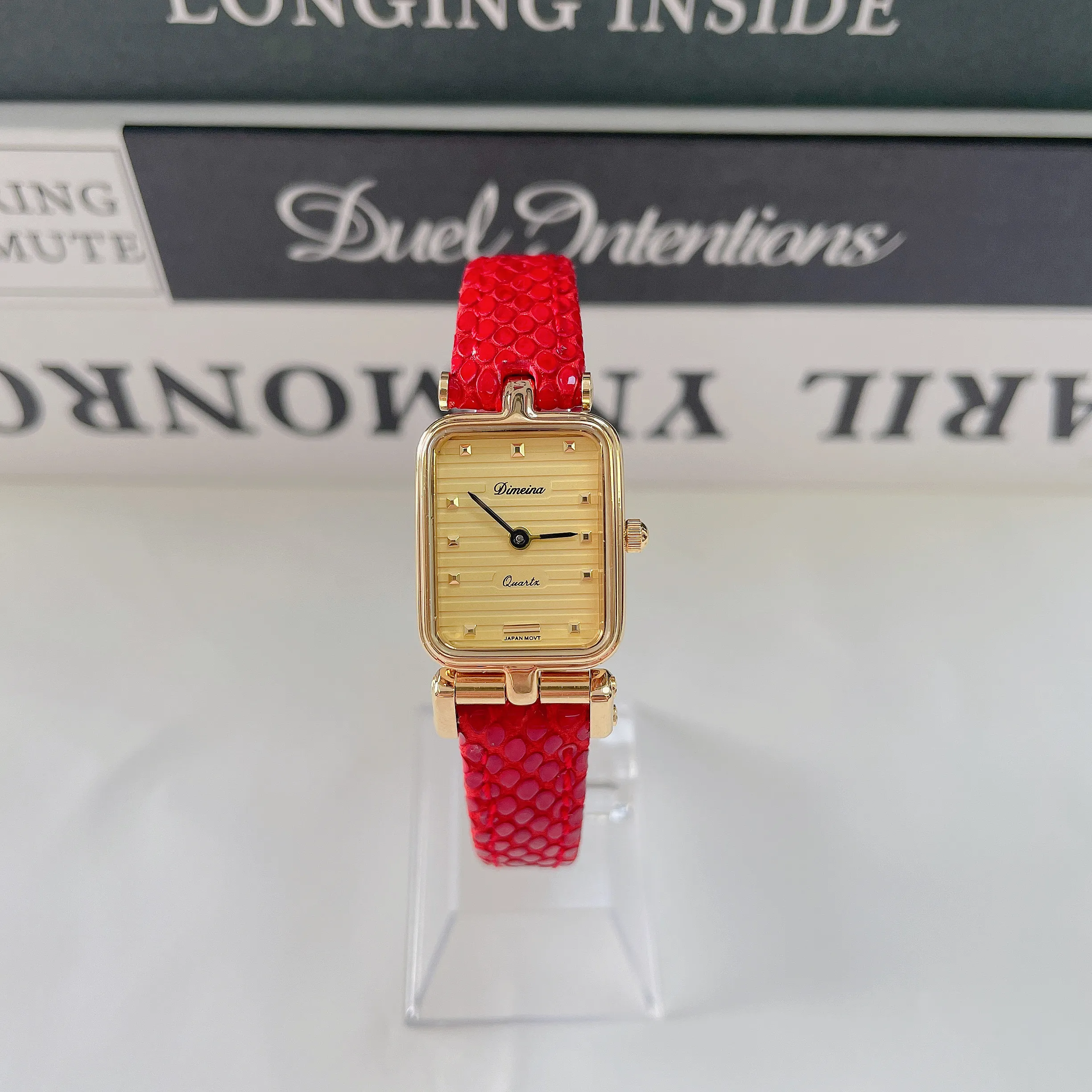 Vintage French leather women’s watch with red strap – WatchTrio