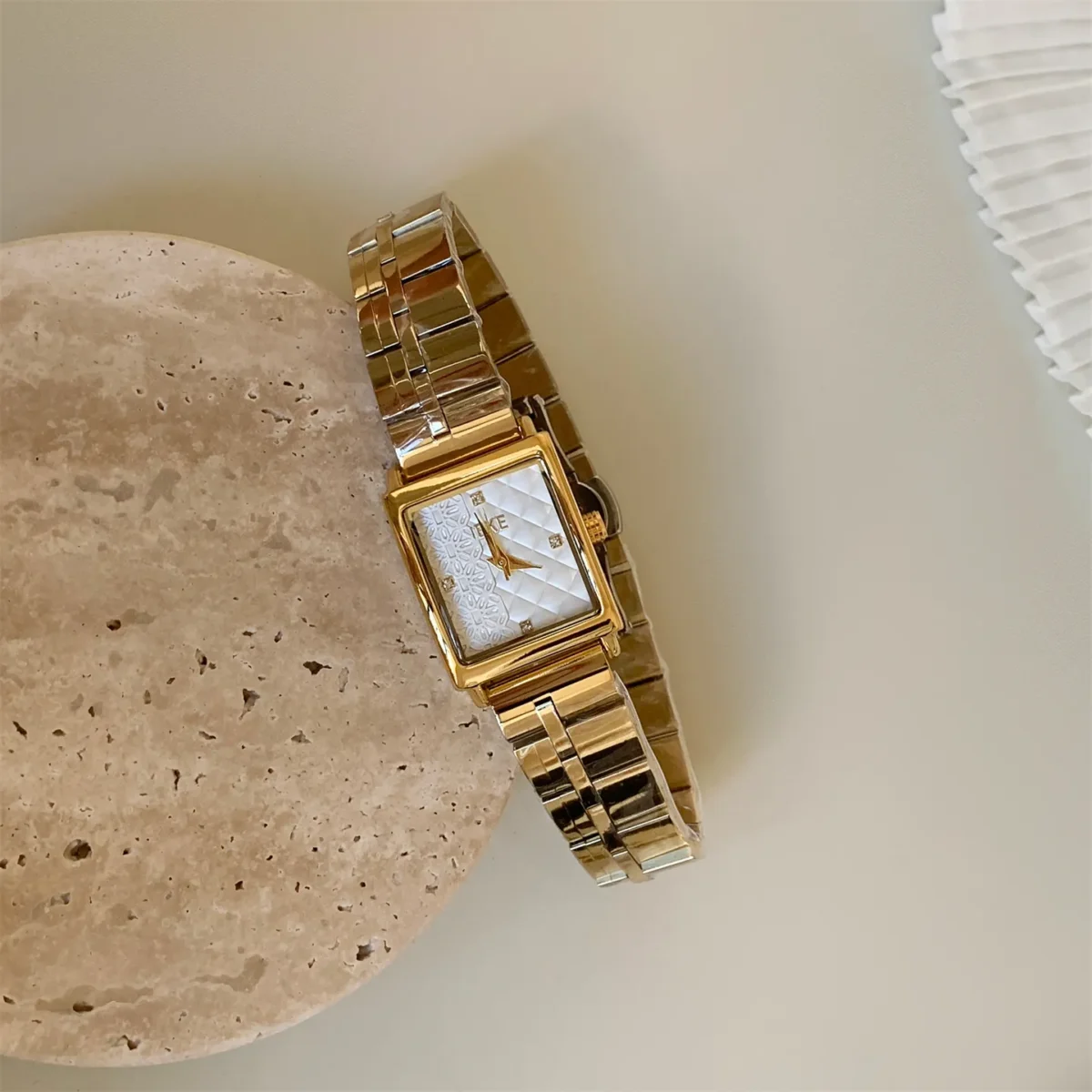 WatchTrio vintage gold square women’s watch with white carved dial
