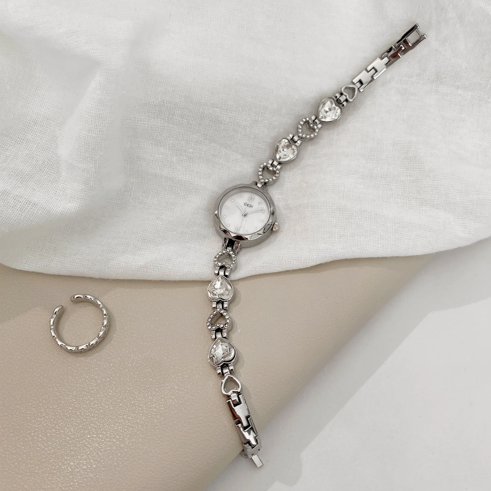 WatchTrio vintage silver crystal bracelet women’s watch with white dial