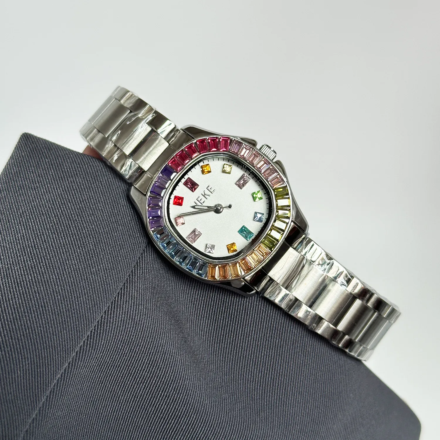 Vintage silver women’s watch with rainbow crystal bezel – WatchTrio