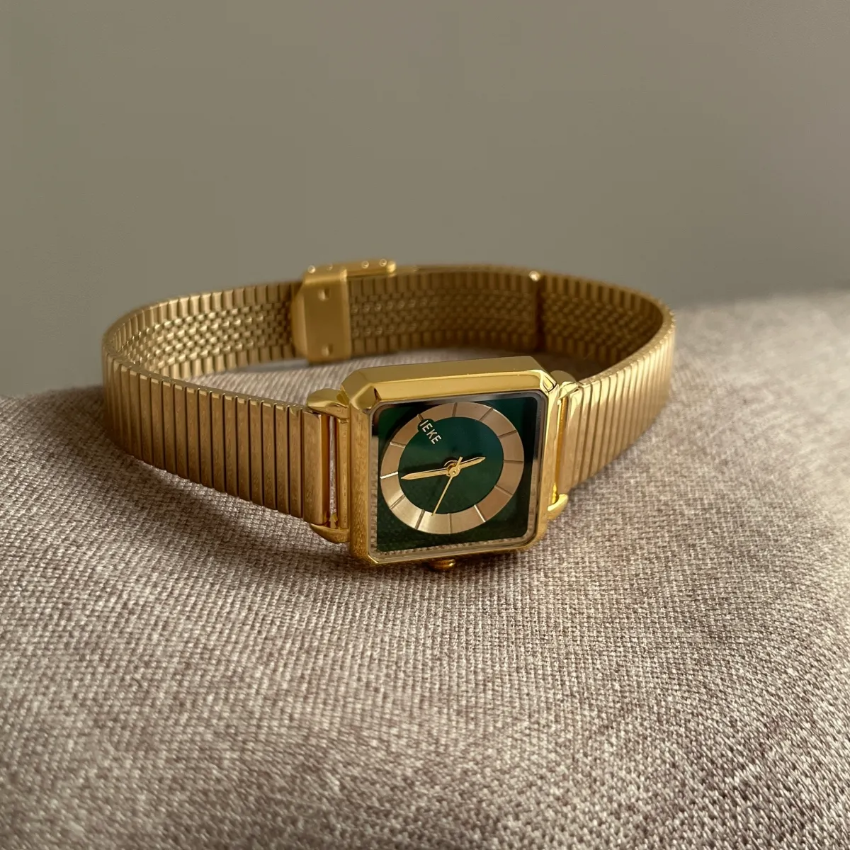 Green and gold vintage square dial women’s watch
